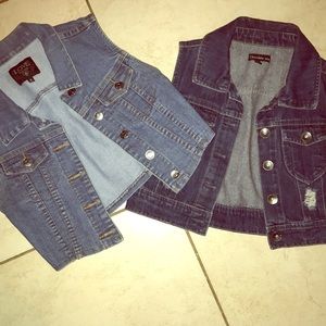 2 for 20 short cut sleeveless blazer